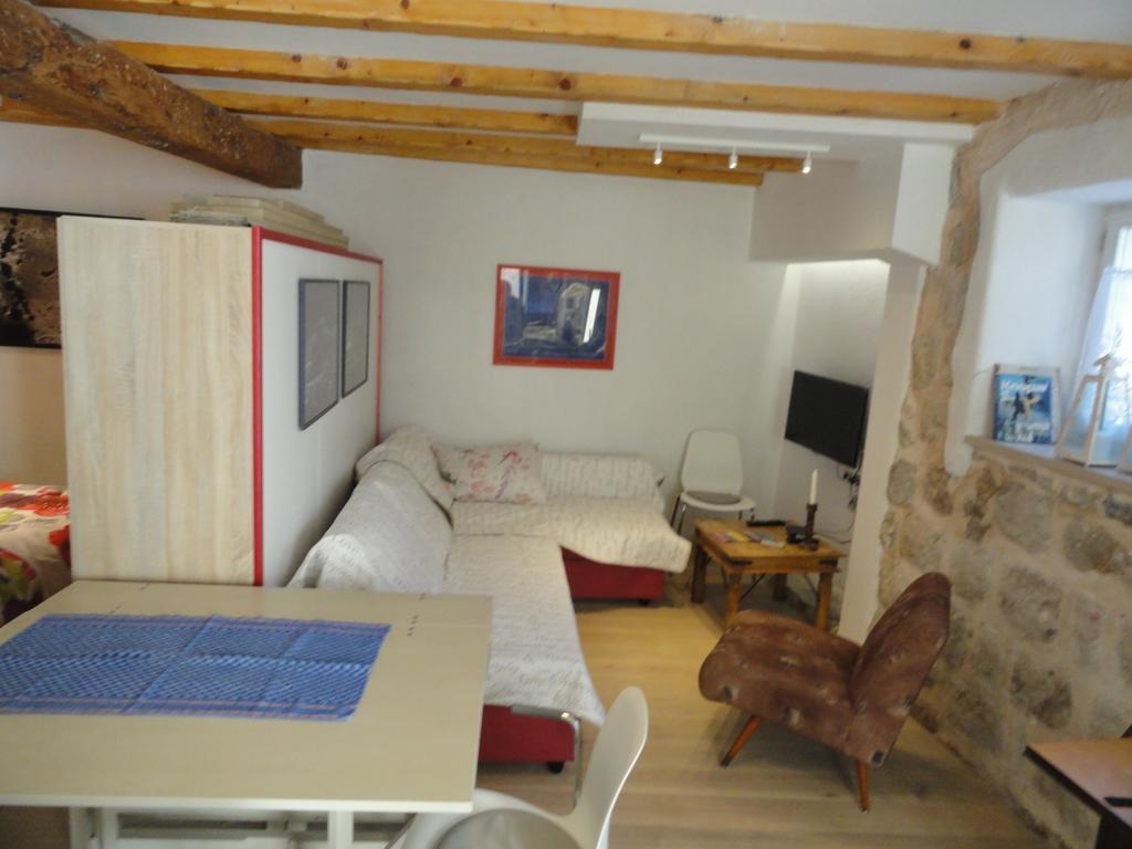 City Walls Hostel