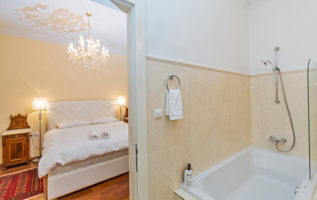 Apartamento Luxury Seafront Banje