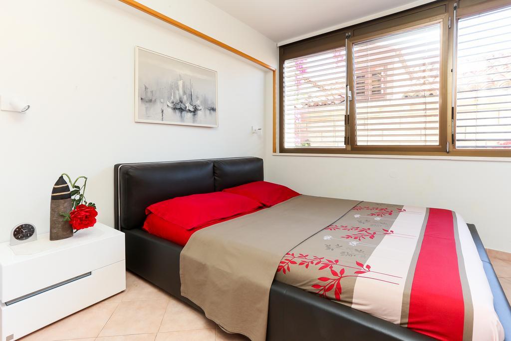 Sea Stone Guest house