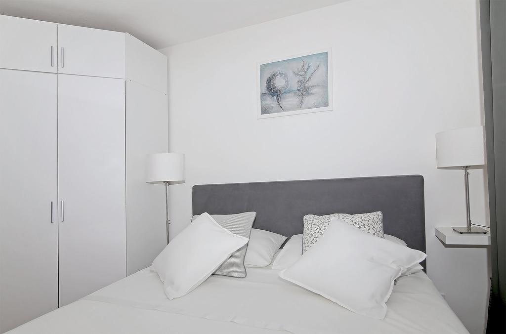 Apartment Pleasant