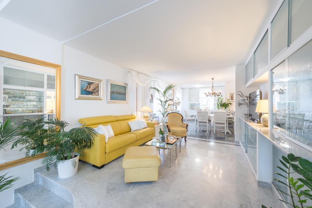 Apartment Luxury Old Town With Breathtaking Sea View