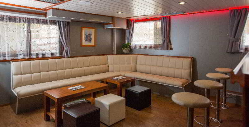 Cruise From On M/y Mali Ante 5*