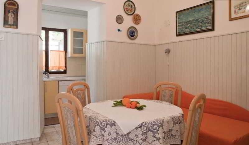 Maja Apartment *