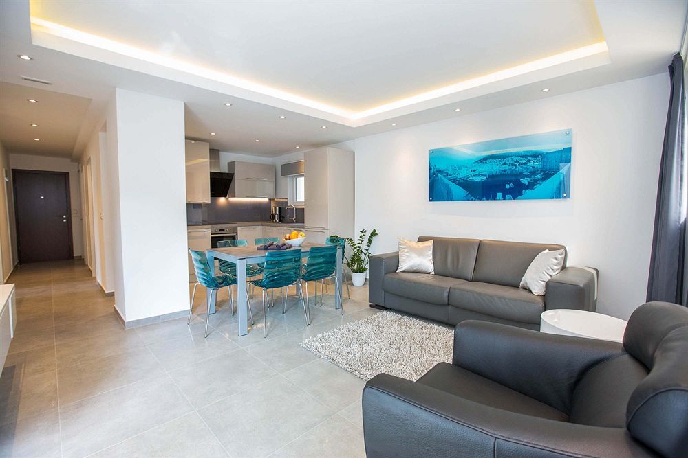 Moderna Lapad Apartment