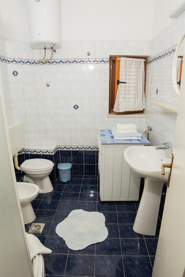 Apartment Bungevilla *