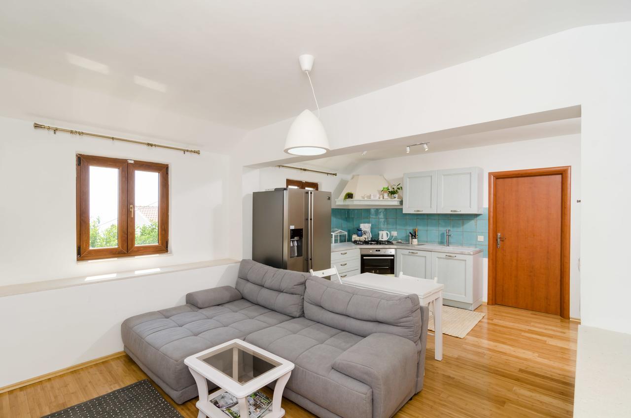 Guest house Grandma Summer House 3*