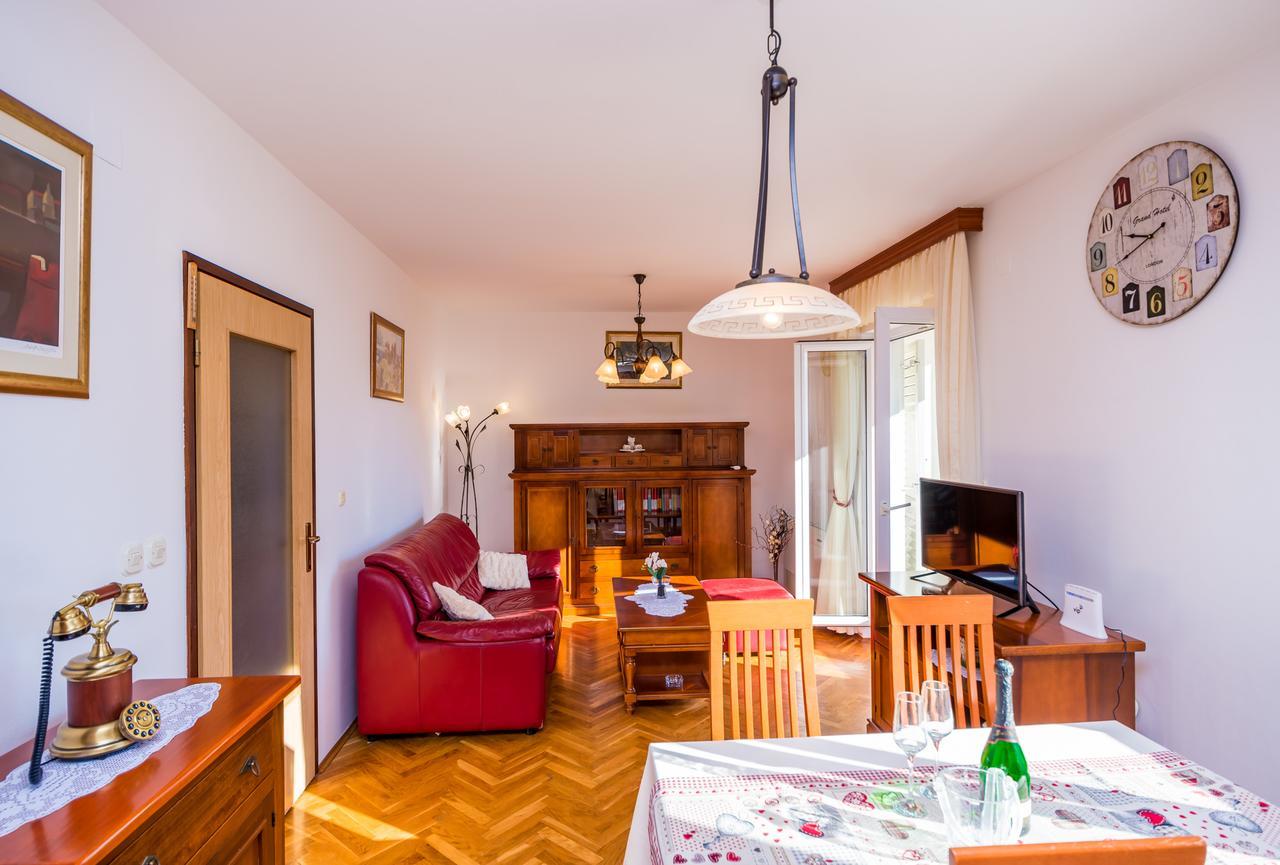 Babin Kuk Apartment *