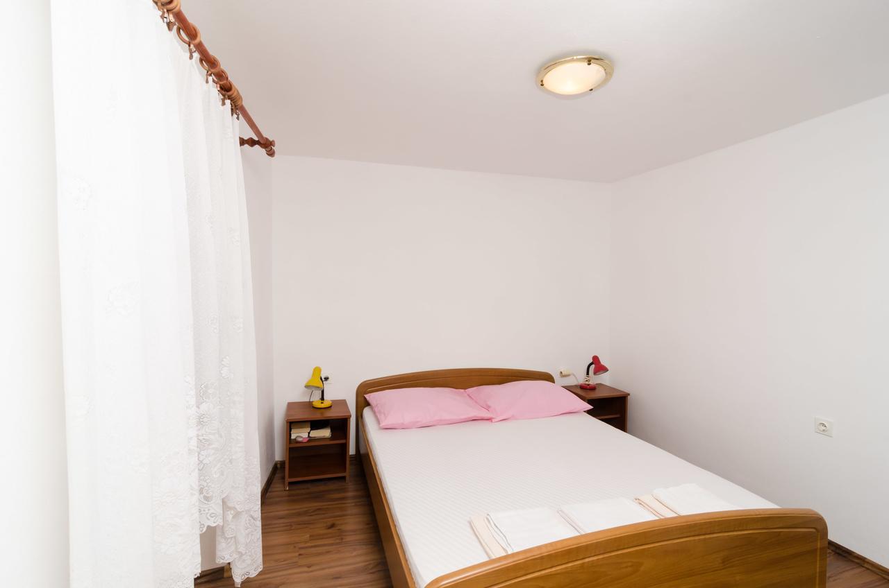 Apartment La Marina *