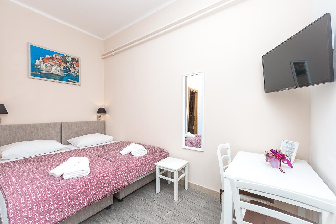 Apartment Ivana *