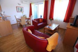 Hotel Pervanovo 4*