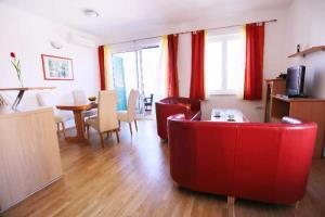 Hotel Pervanovo 4*