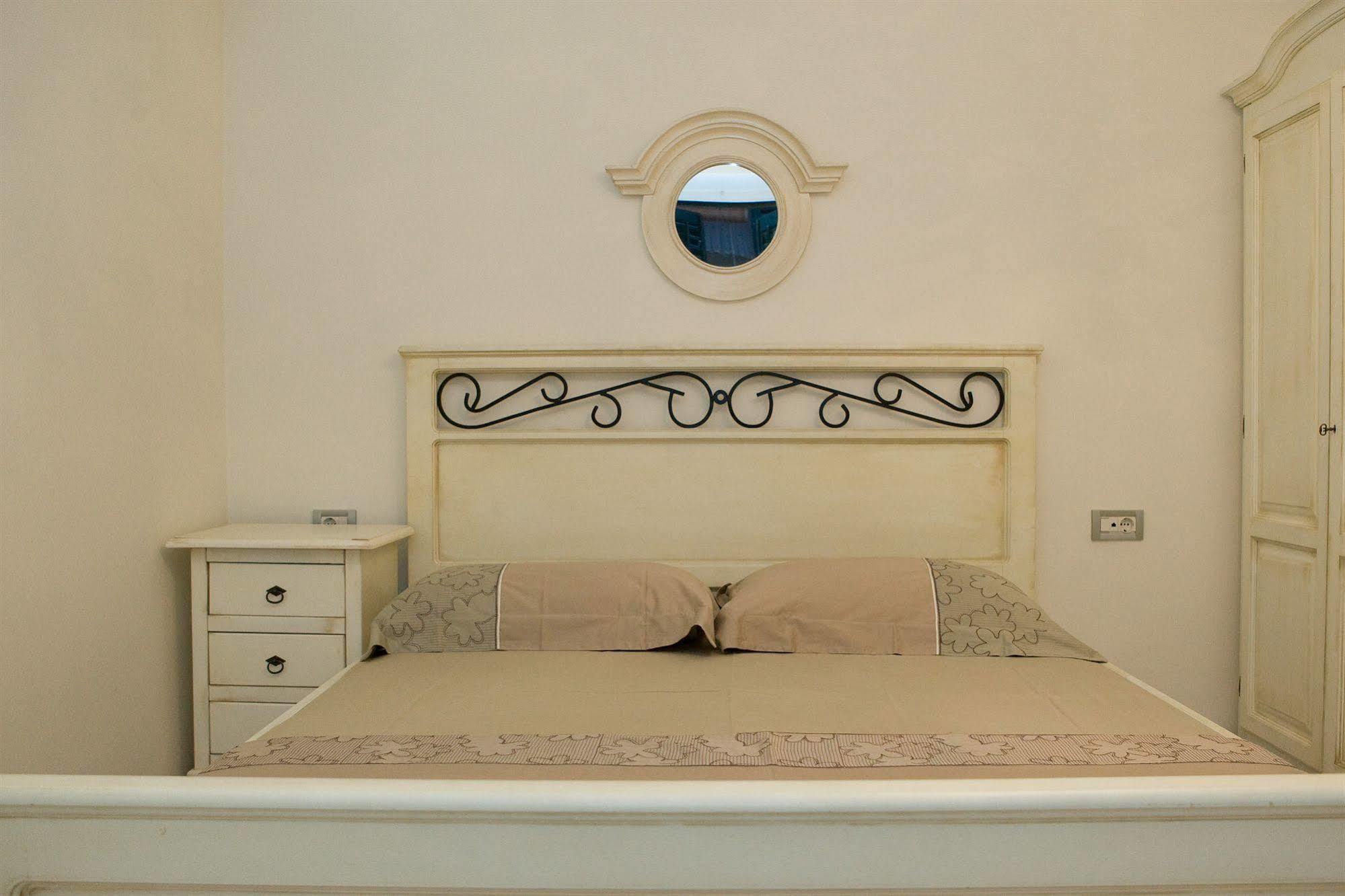 Roko House Apartment *