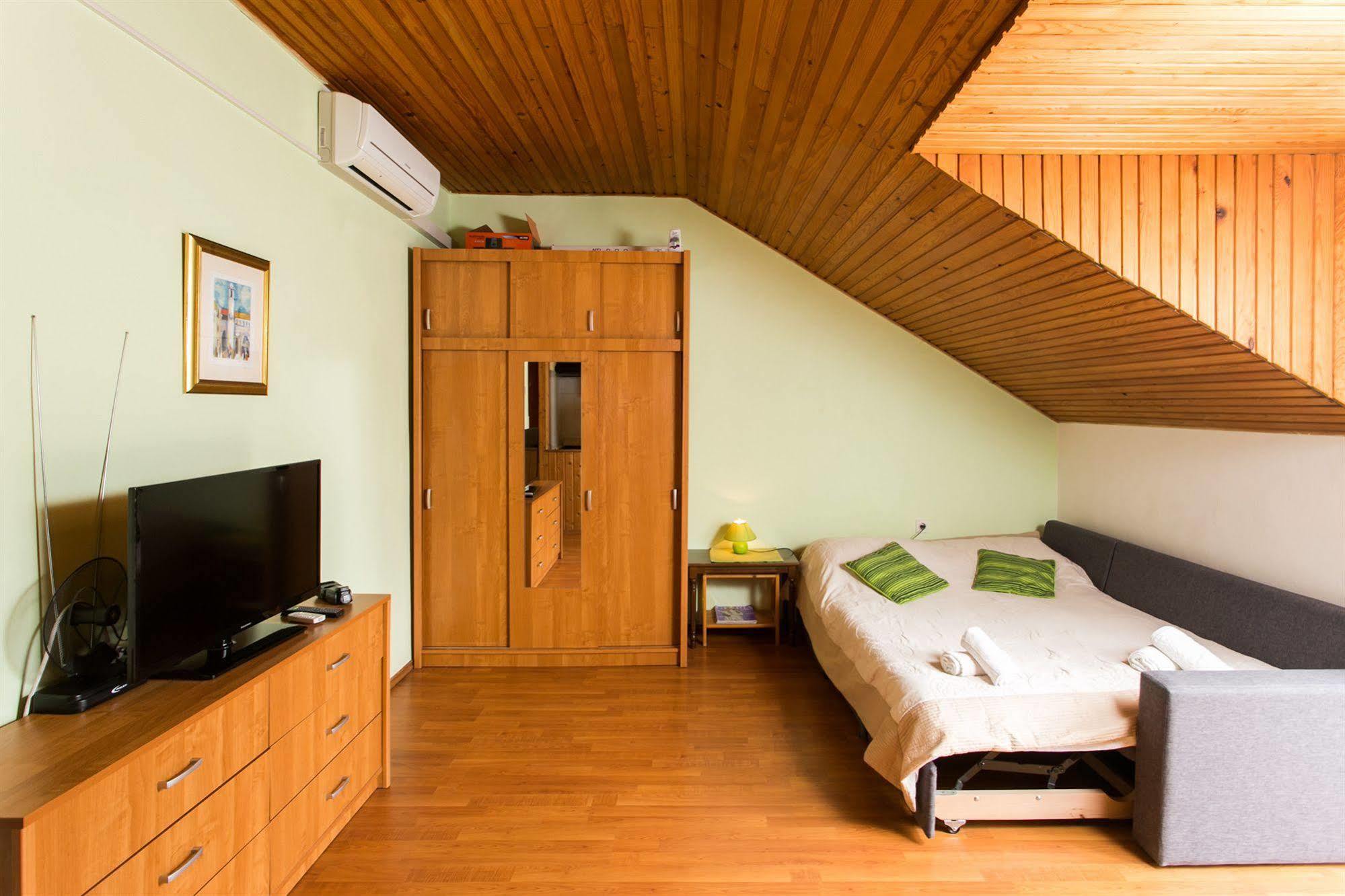 Zore Glavinic 3*