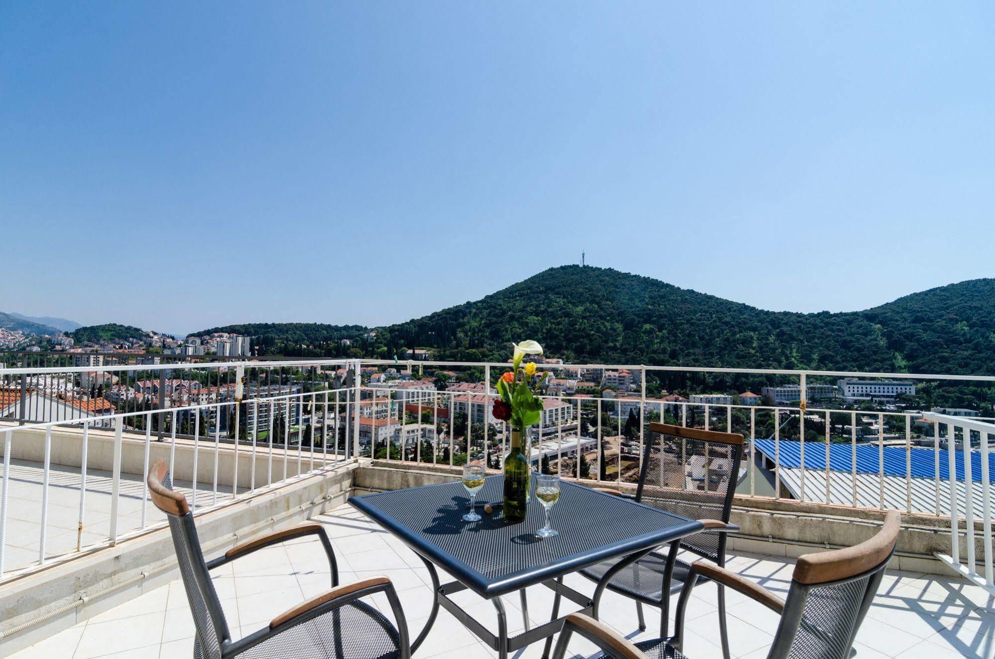 Zore Glavinic 3*
