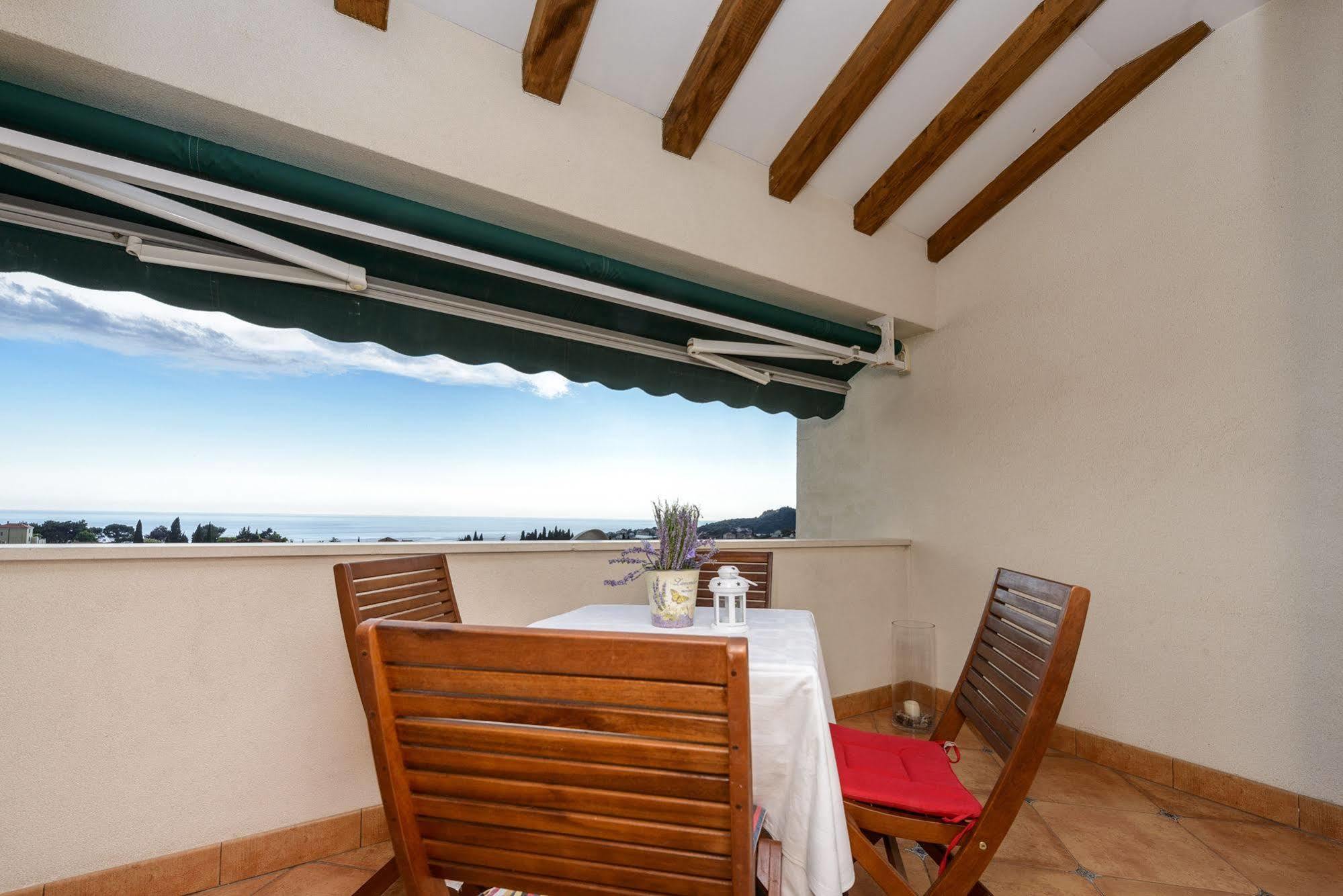 Duplex Maria Di, Free Parking, Sea View Guest house 3*