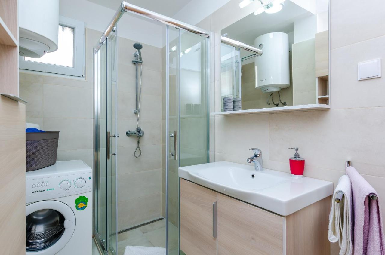 Bozica Apartment *