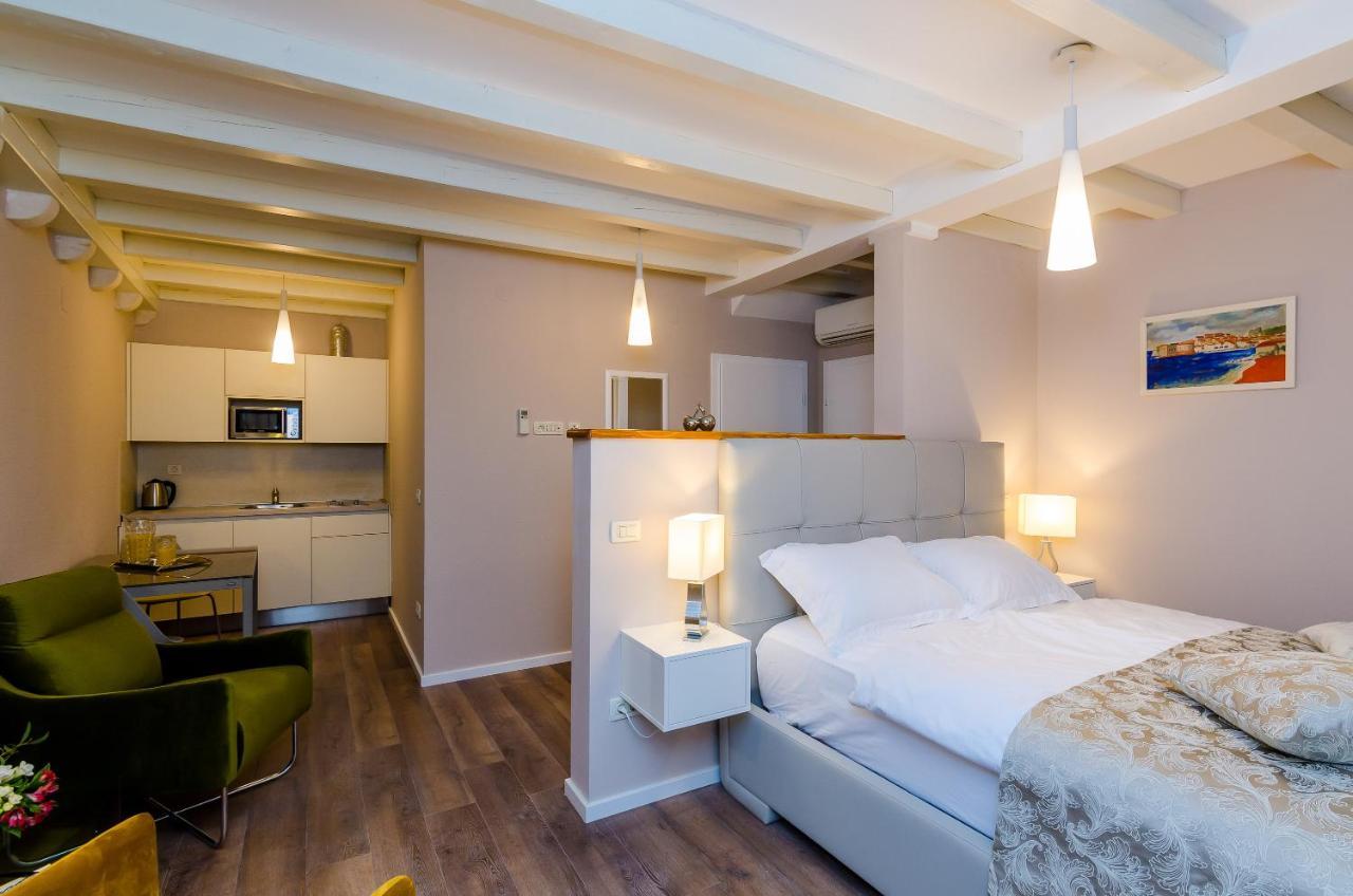Guest house Flores 4*