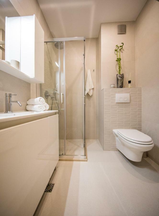Center Studio Apartment