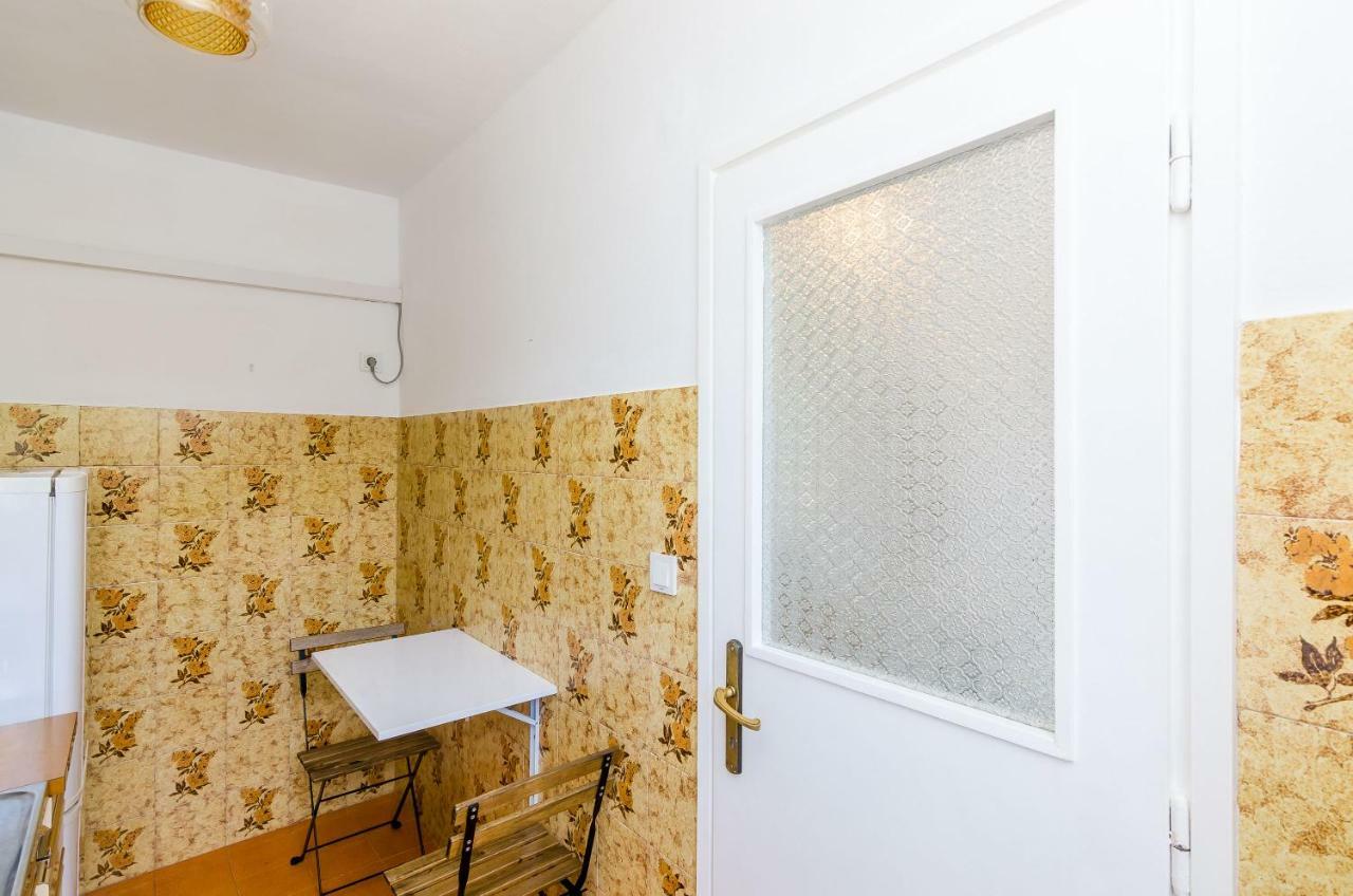 Leon Apartment