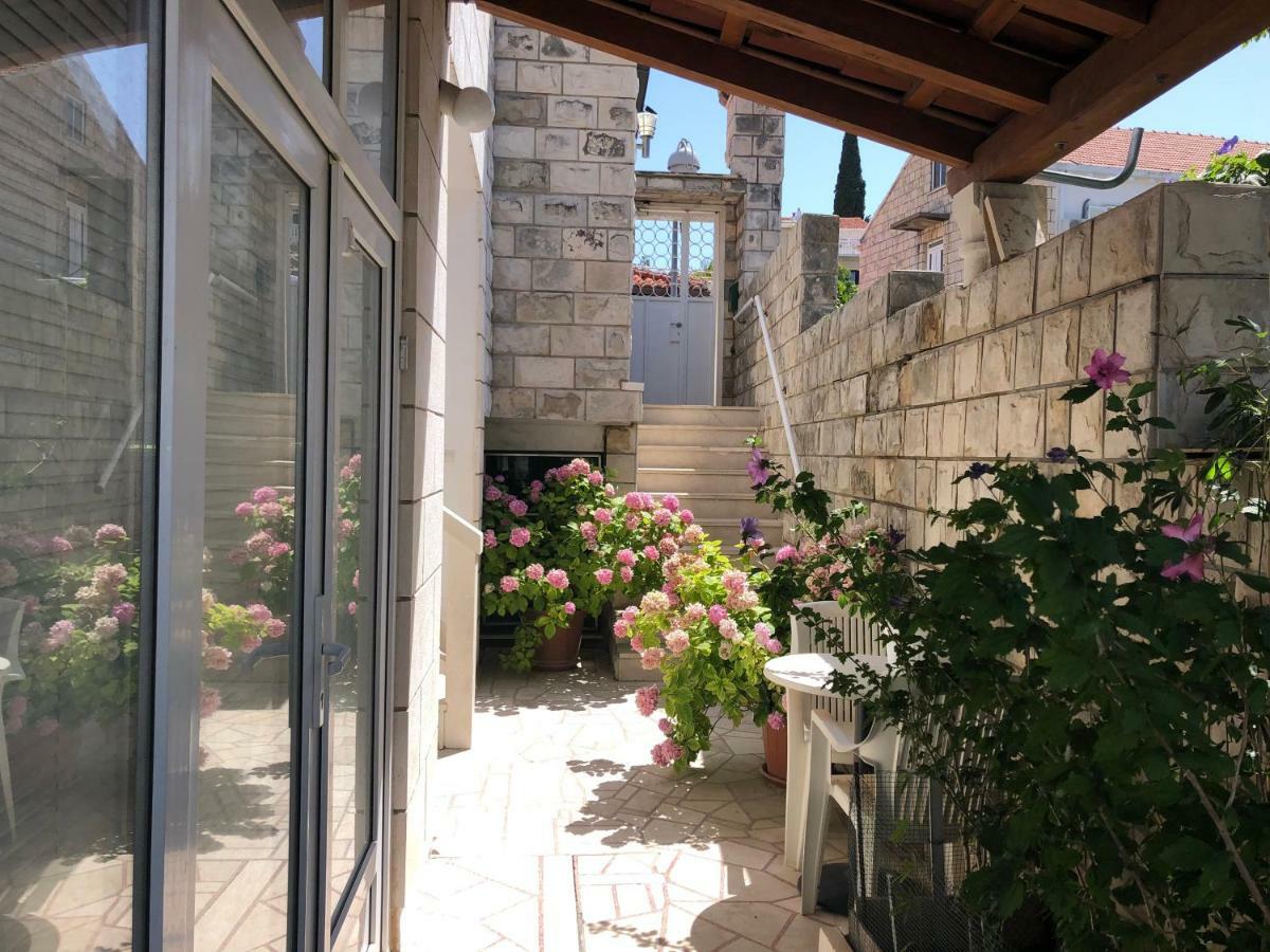 Home4 Rent * Dubrovnik
