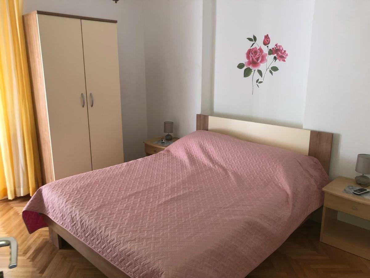Home4 Rent Apartment