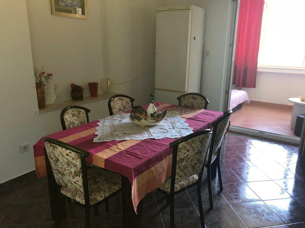 Apartment Home4 Rent