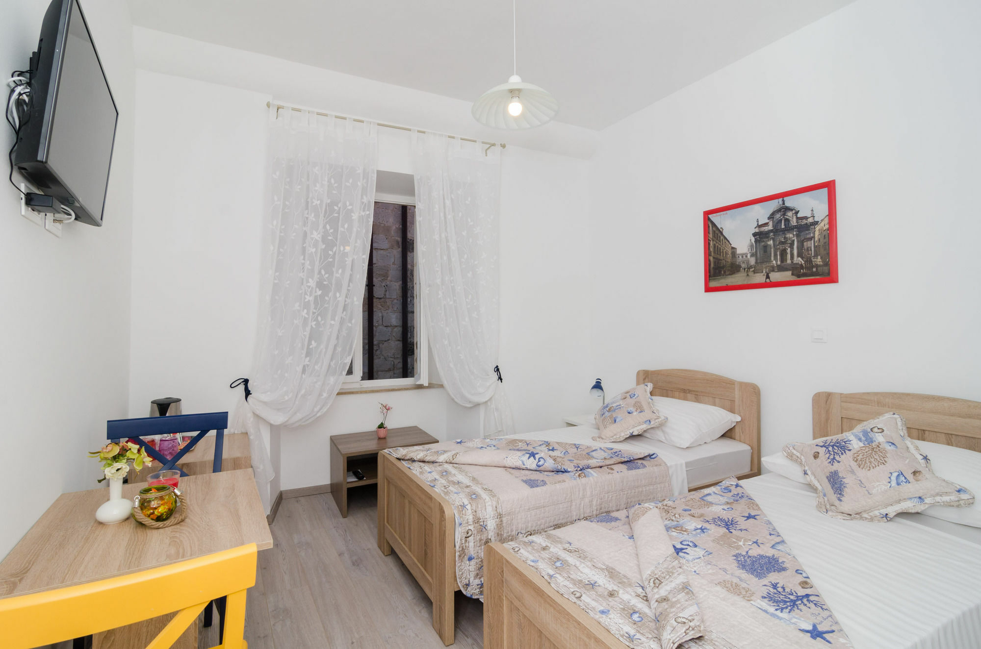 Tezoro Guest house