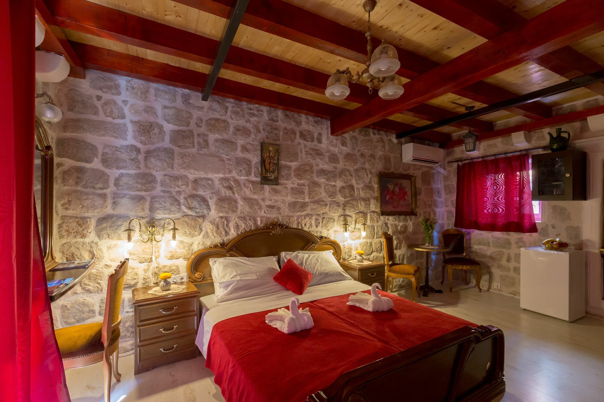 Juliette's Palace