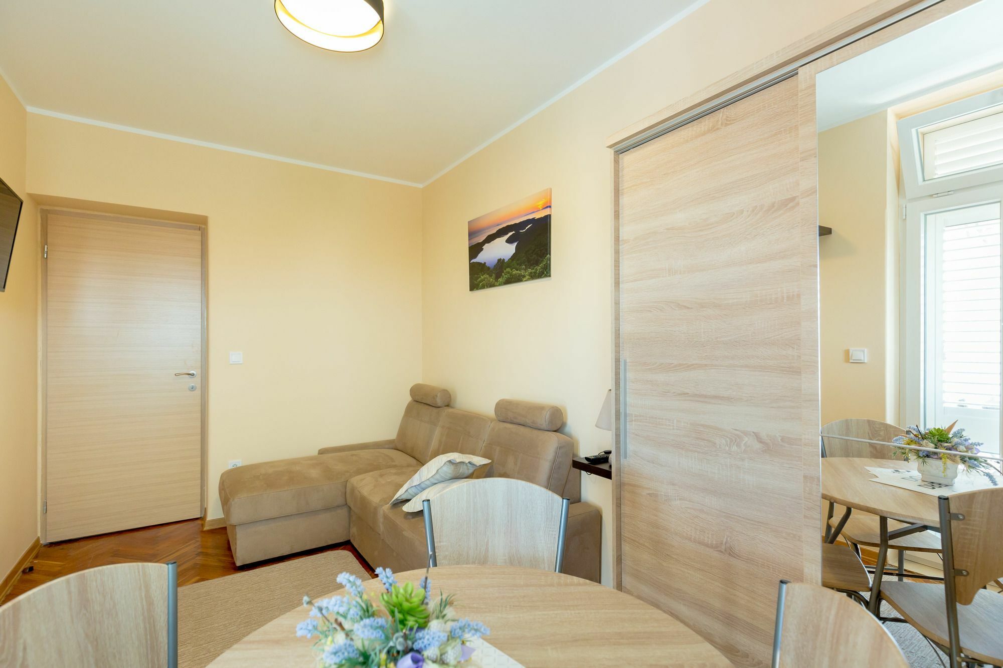 Apartment Ivana *