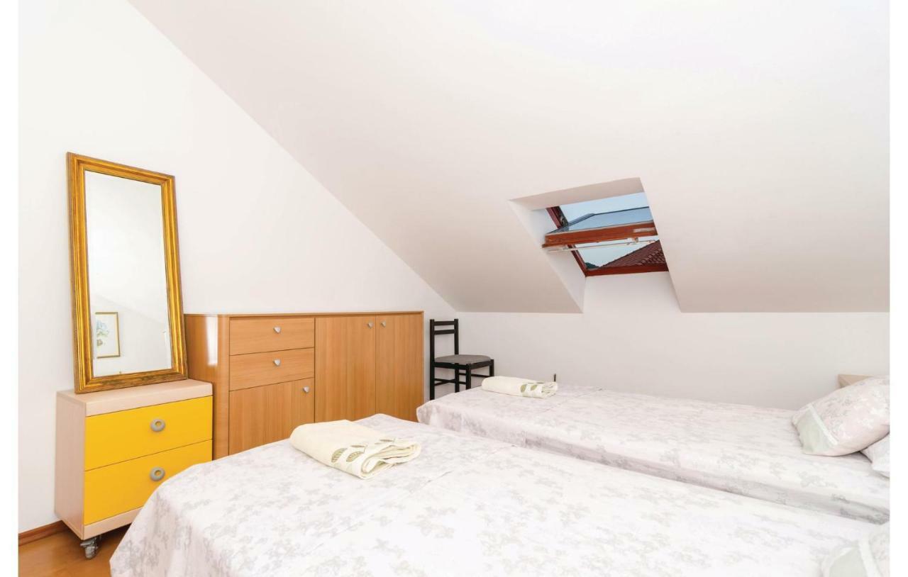 Apartment Bokeljska I