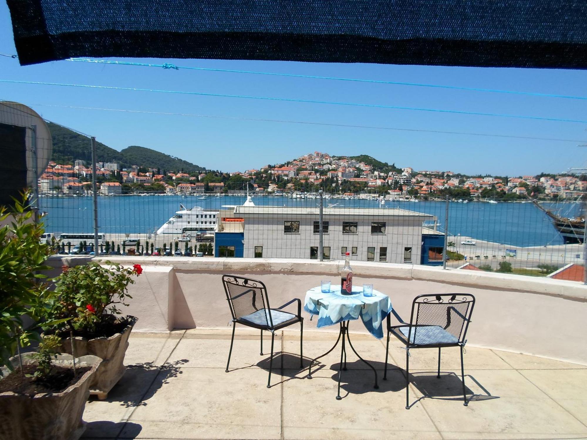 Avdic Guest house 3*