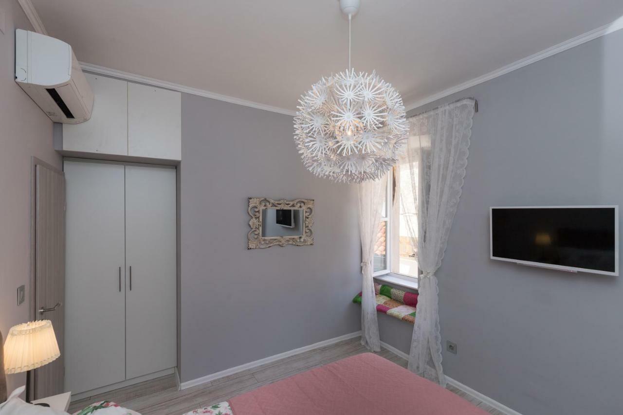 Guest house Center