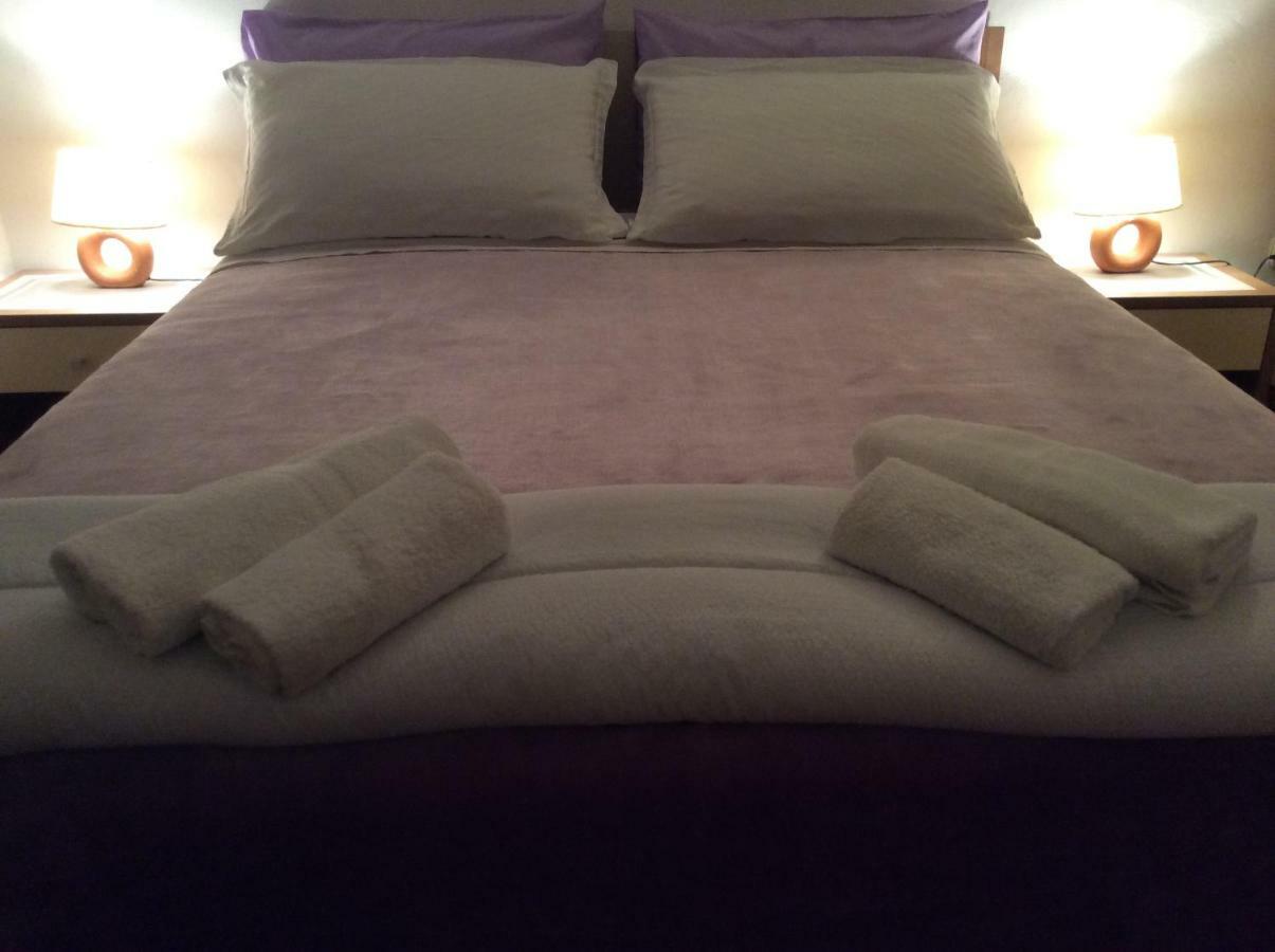 Taira Guest house *