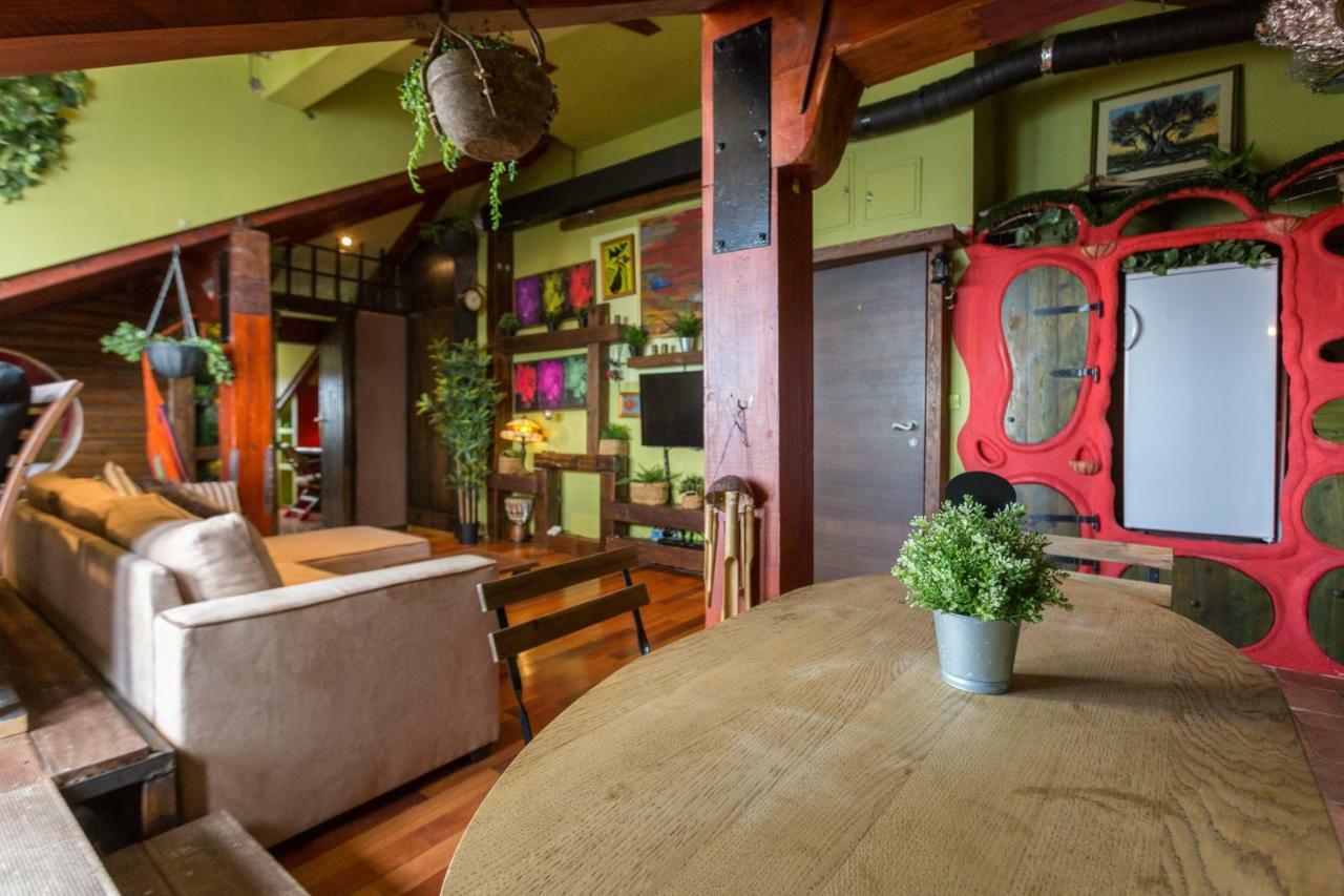 Apartment Magic House