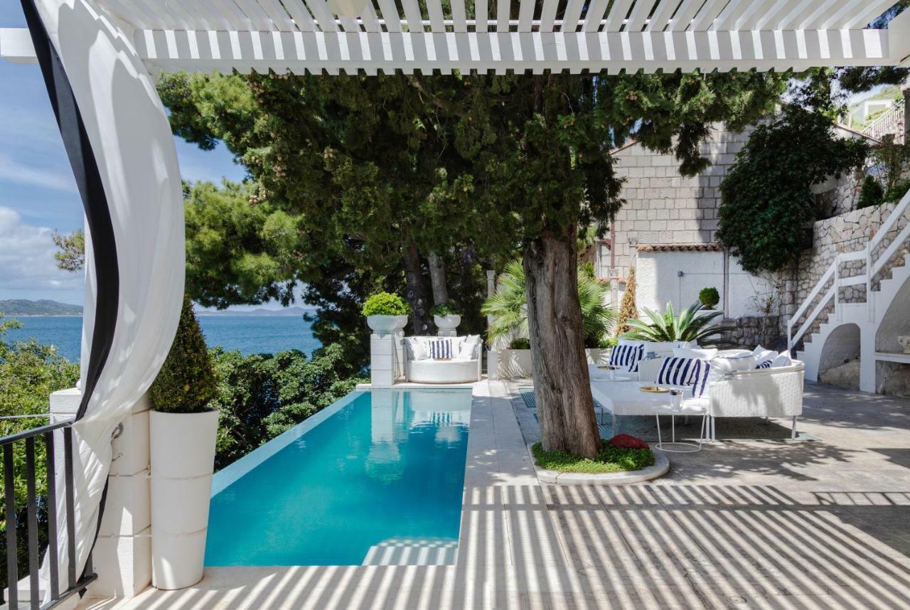Mey's Place On The Villa