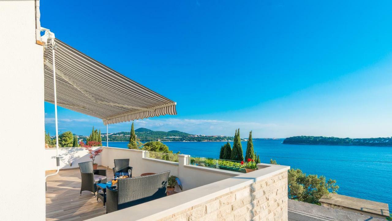 Blue Paradiso Apartment