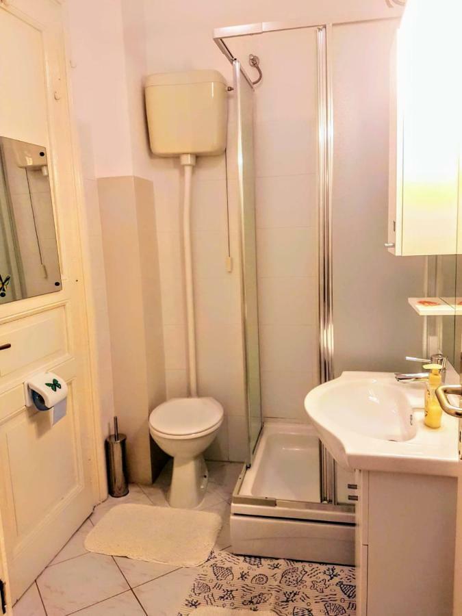 Batala Guest house 3*