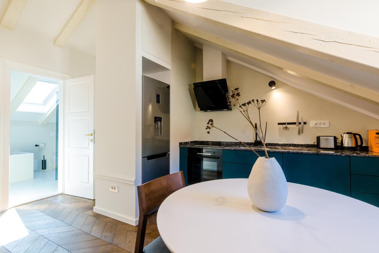 Apartment Roma *