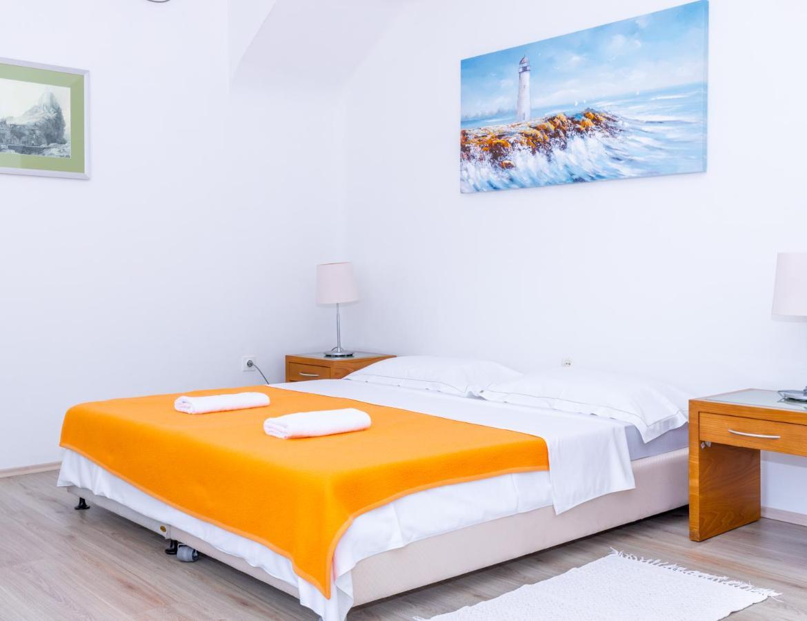 Casa de hóspedes Mika 3*