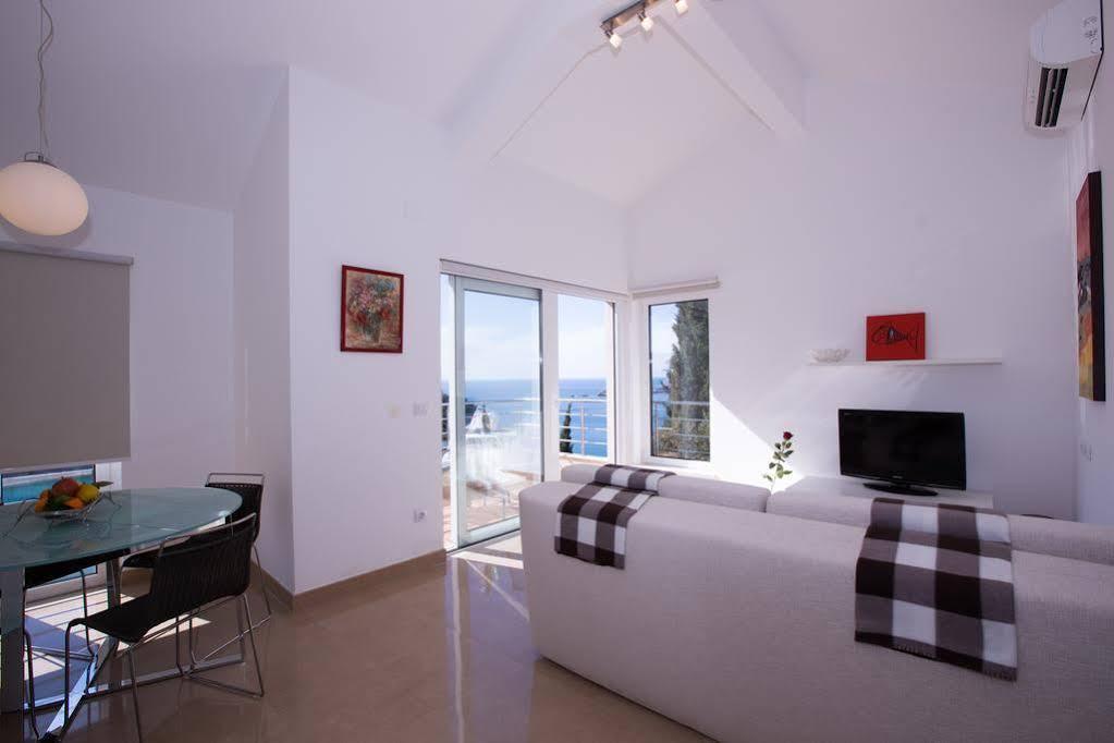 Appartement Vista 2 *