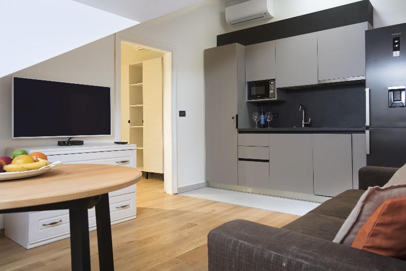 Hotel Ivan 3*