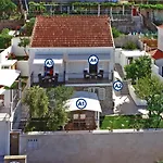 Nika Family Apartments