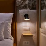 Artium Luxury Apartment