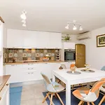 Holiday Home Tezoro Royal
