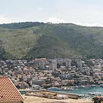 Burum Accommodation B&B-Apartment With Beautiful View