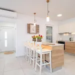 Apartment Terrace, View & Barbecue