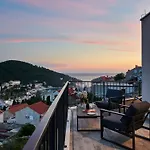 Apartment Blu-Two Bedroom Apartment With Terrace And Sea View