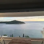 Viewpoint Apartment