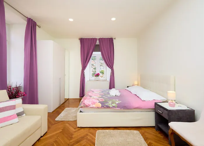 Spacious 3 Bedroom Dubrovnik Apartment