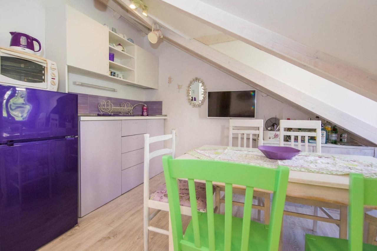Guest house Gugily 3*